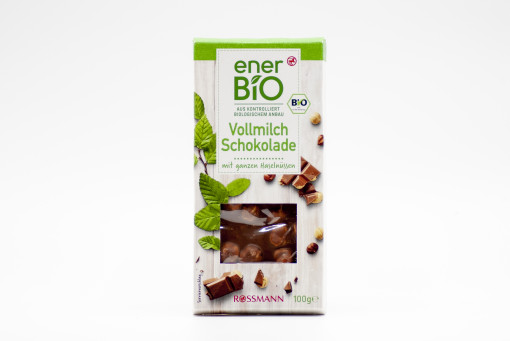 enerBio Vollmilch Schokolade mit ganzen Haselnüssen 100g