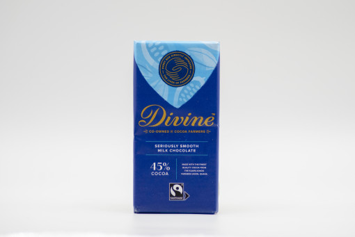Divine seriously smooth milk chocolate 45% cocoa 90g
